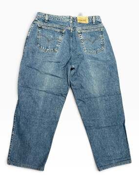 Vintage Levi’s 545 Loose fit  Copper Tag Jeans Adult 34 x 27